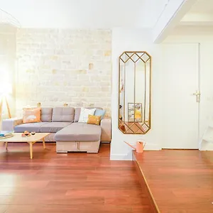 Happy - Bastille Garden Loft , Paris France